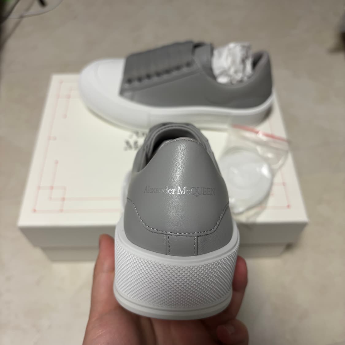 새상품(220)알렉산더맥퀸 데크 레이스 플림솔 상품이미지3