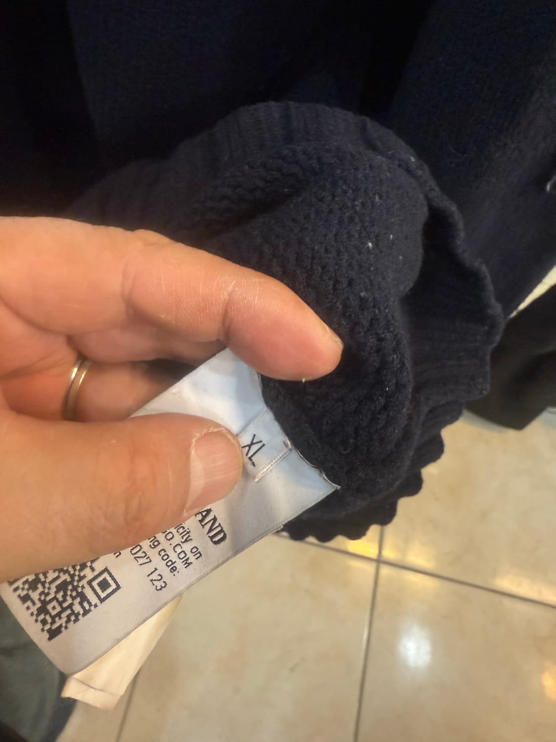 105 정품 스톤아일랜드 니트 팝니다 상품이미지4