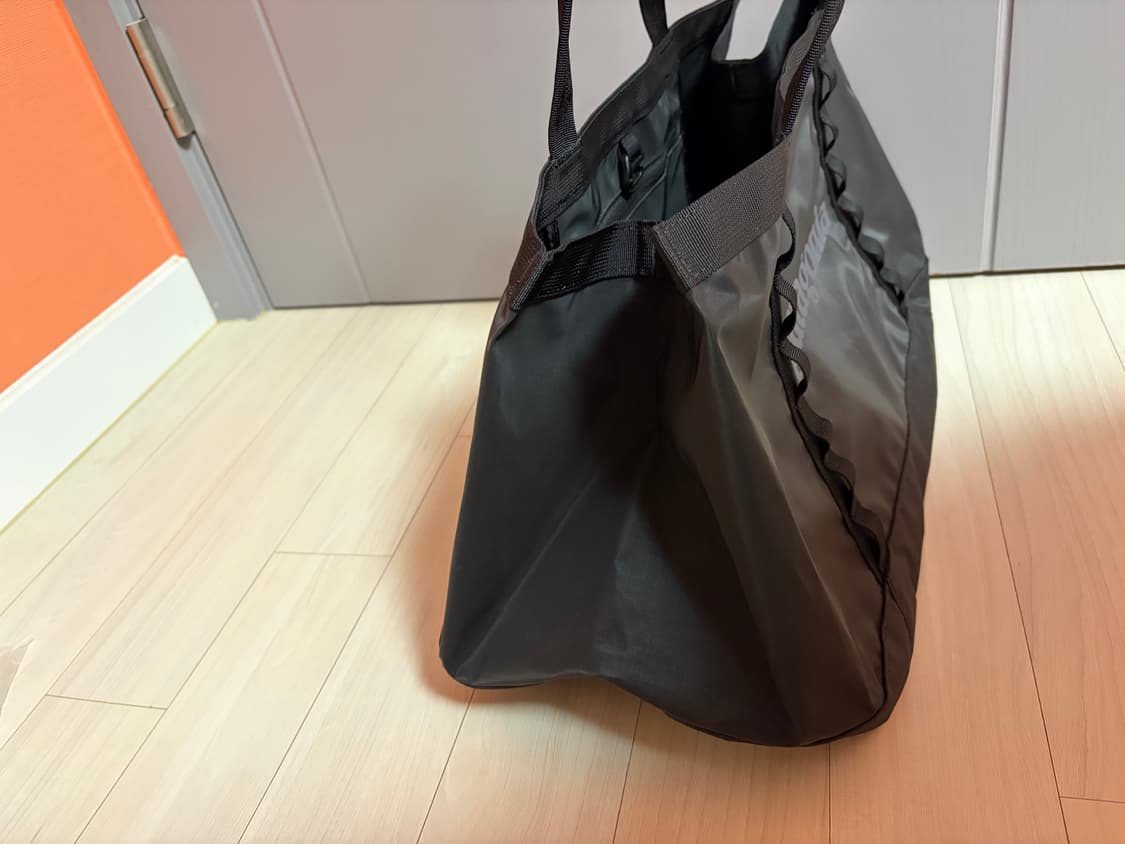 파타고니아 블랙홀 토트 25L 블랙 판매합니다. 상품이미지2