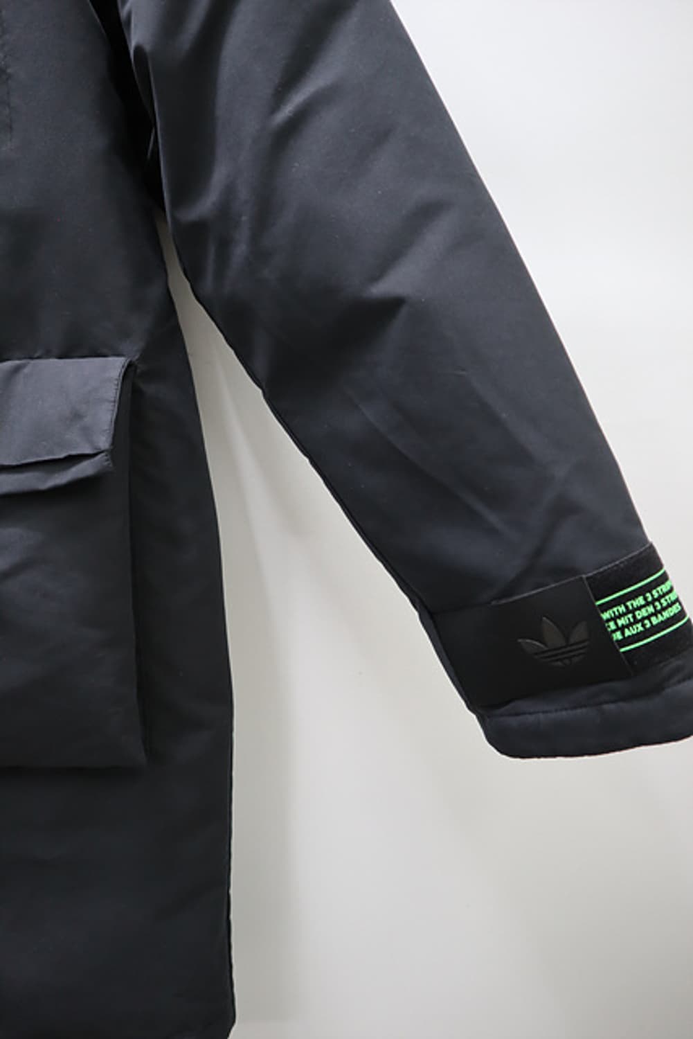 아디다스 후드 오리털다운 점퍼 21년식  상품이미지3