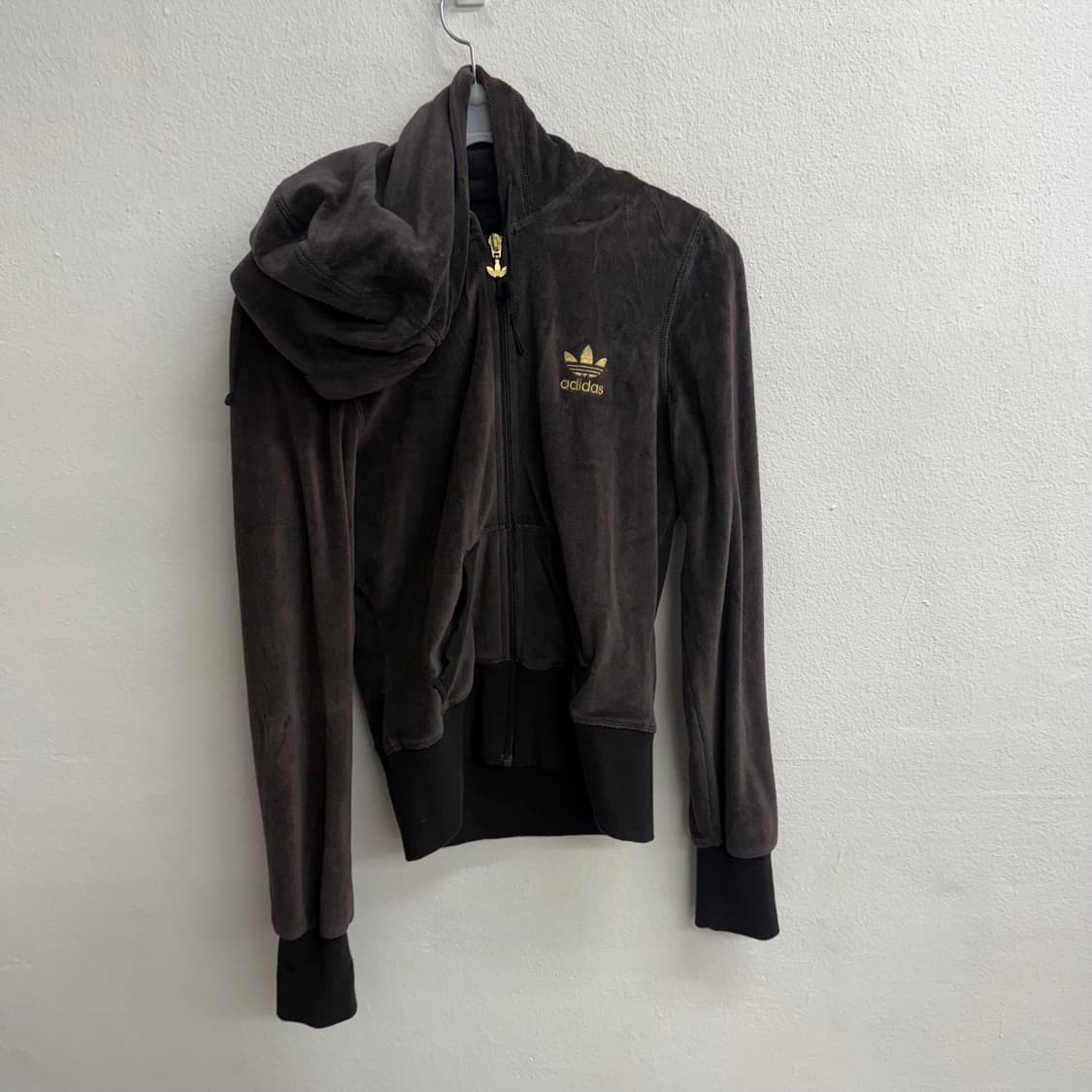 아디다스 벨벳 후드집업 브라운 (85) 상품이미지1