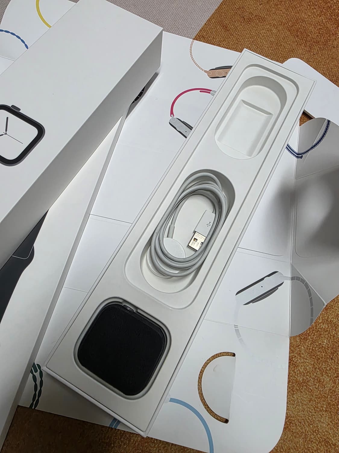 애플워치4 44mm 스페이스 그레이 (박스 풀셋) 상품이미지4