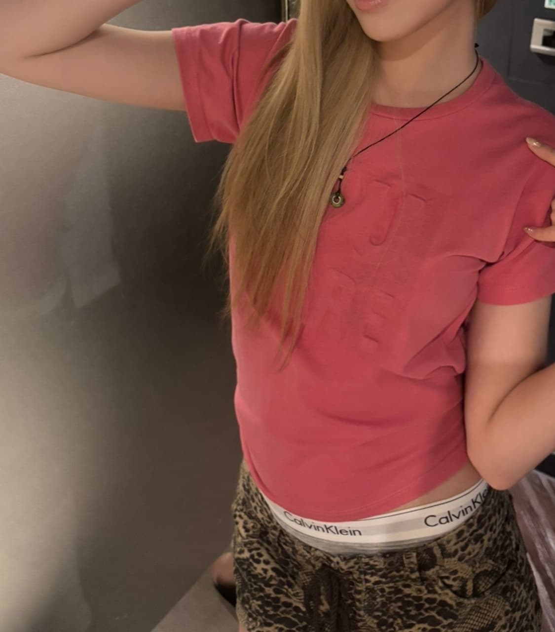 갸루 핫핑크 반팔  상품이미지2