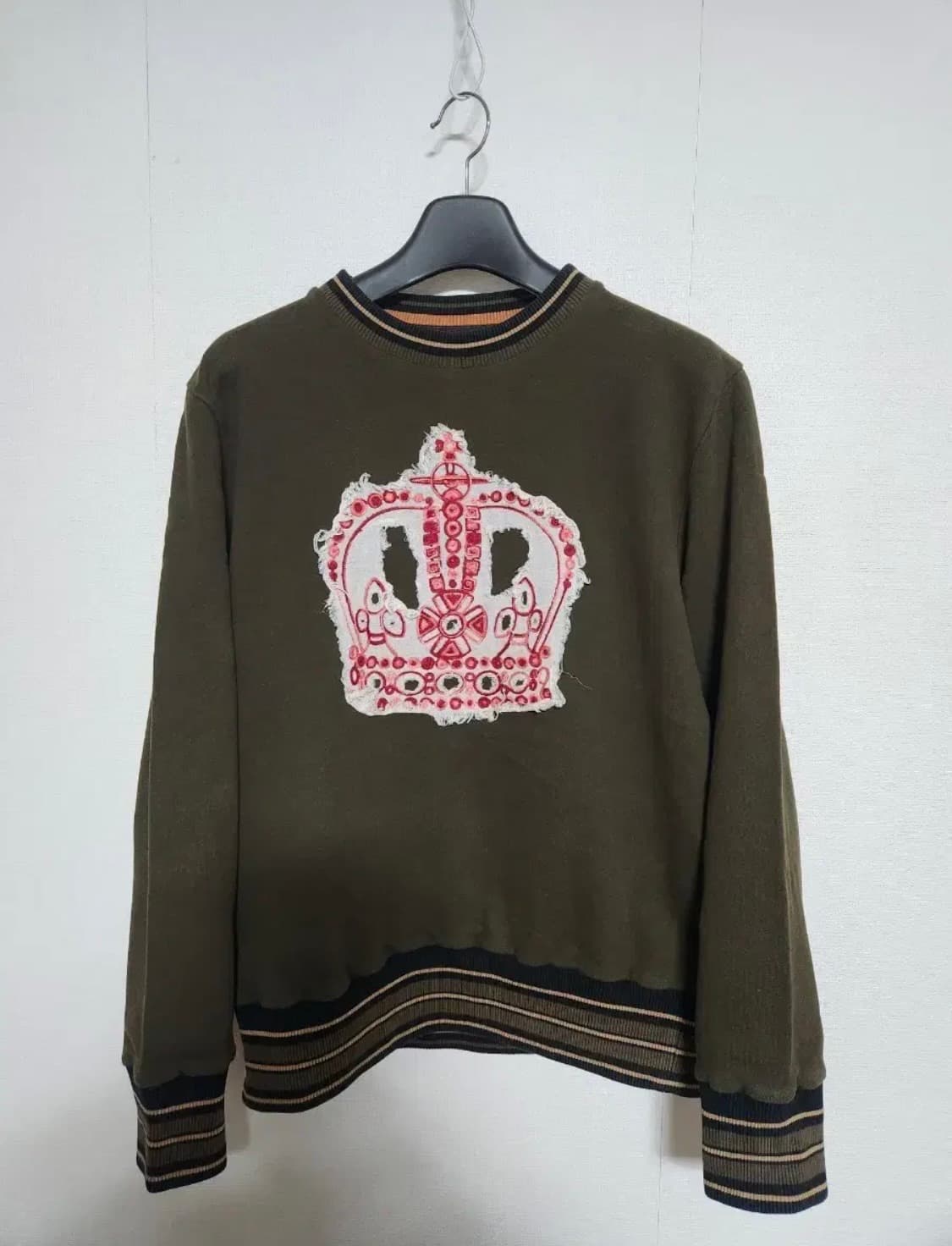 비비안웨스트우드 올리브 맨투맨 XL 상품이미지1