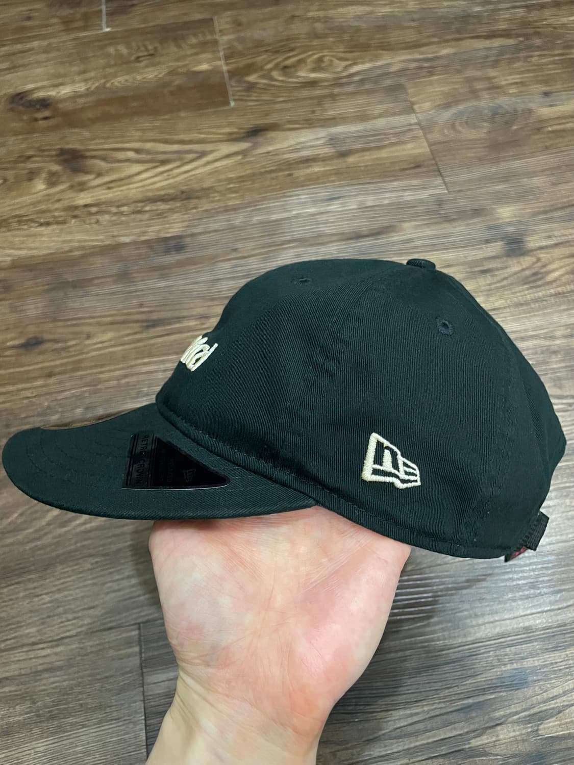 뉴에라 그라미치 레터링 볼캡 스트랩백 블랙 상품이미지3