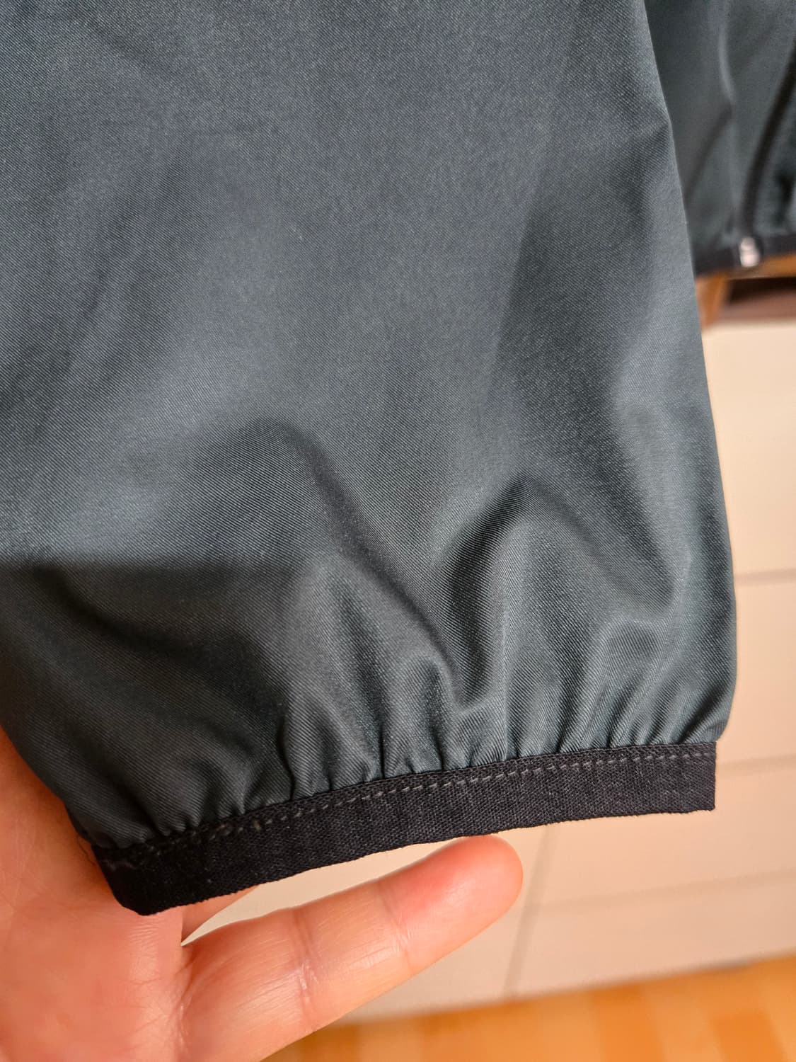 노스페이스 남성 딥그린 바람막이 점퍼 상품이미지4