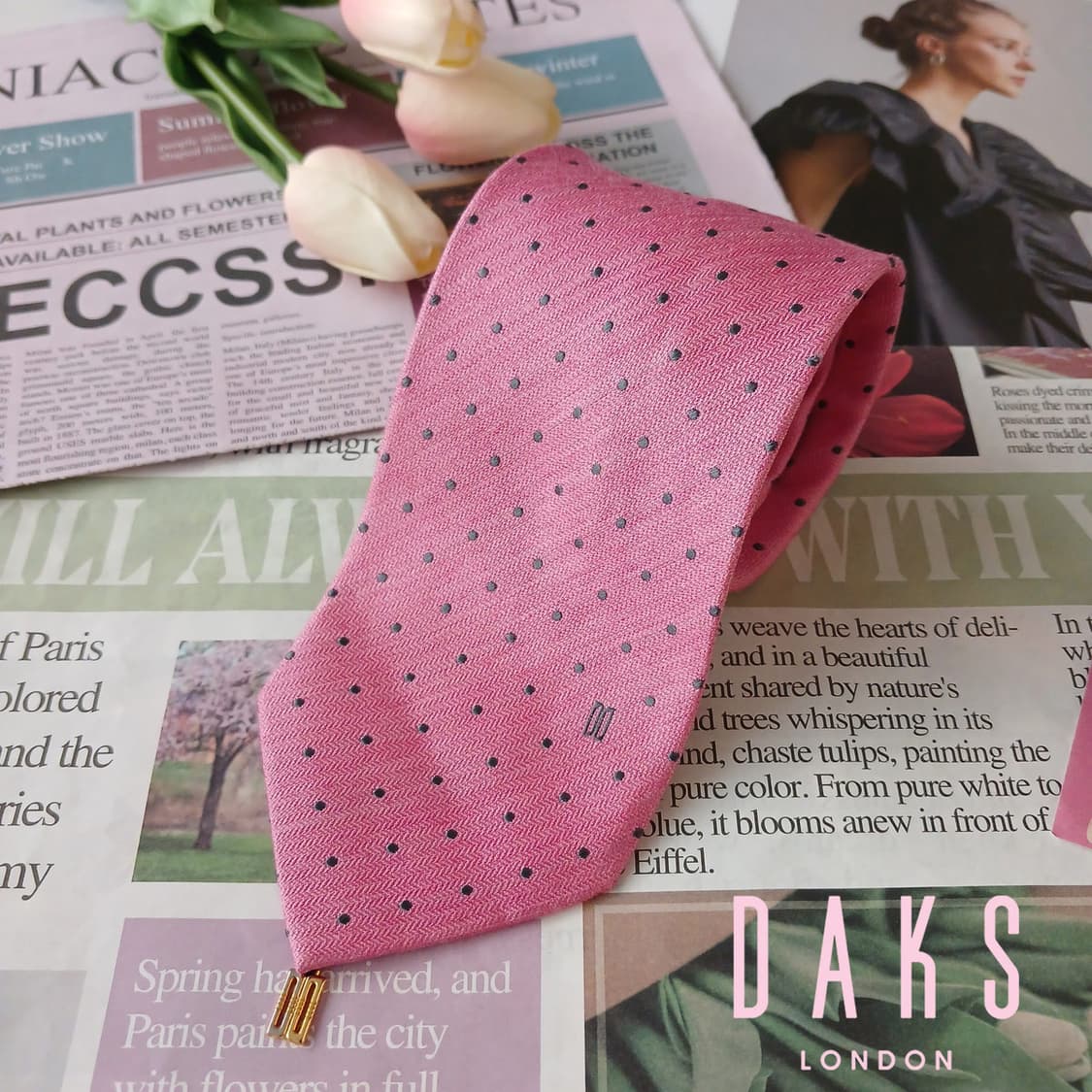 닥스 실크&폴리 핑크 도트 넥타이 8.2cm B등급 A19359
 상품이미지1
