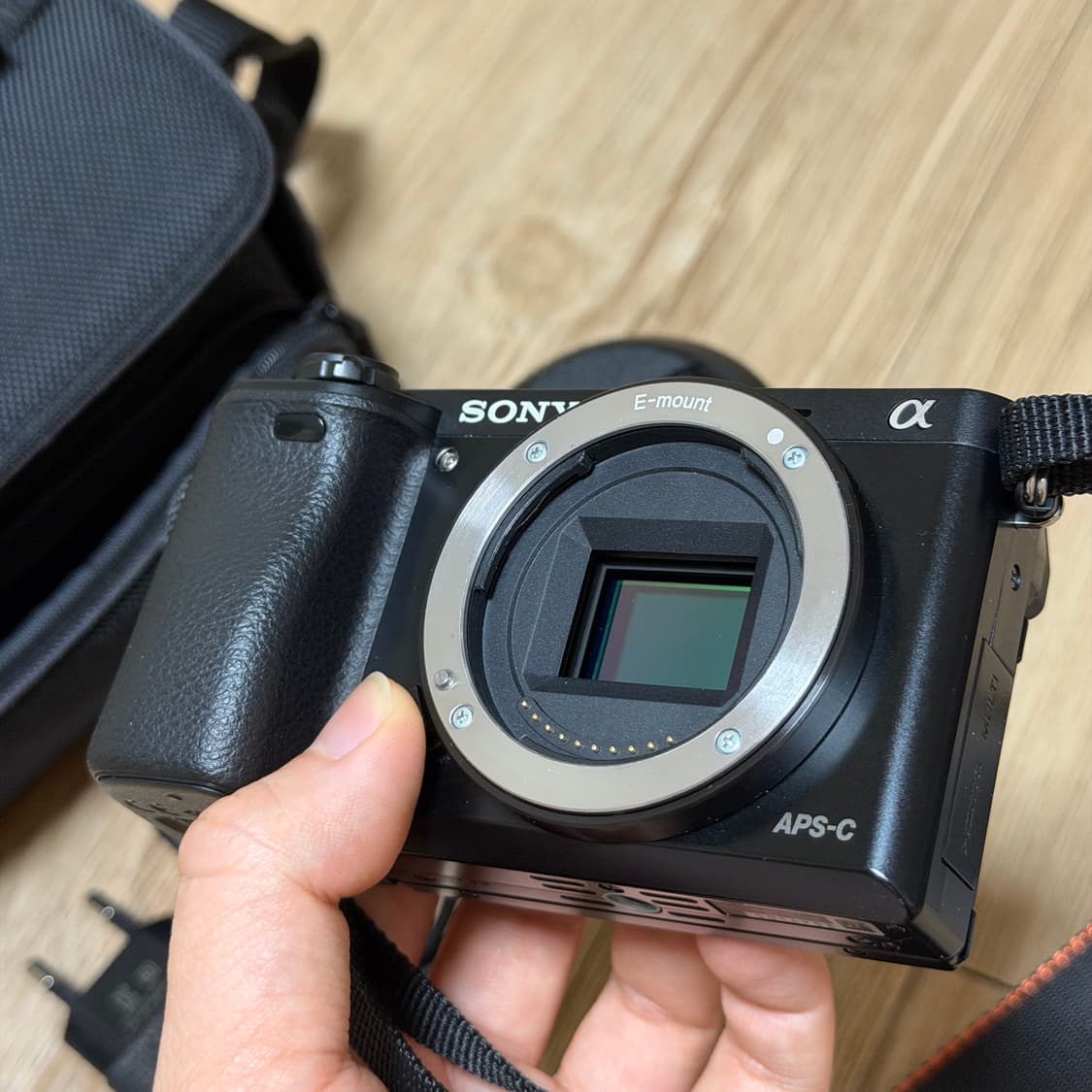 소니 a6000 블랙 번들렌즈+여친렌즈(50mm f1.8) 상품이미지3