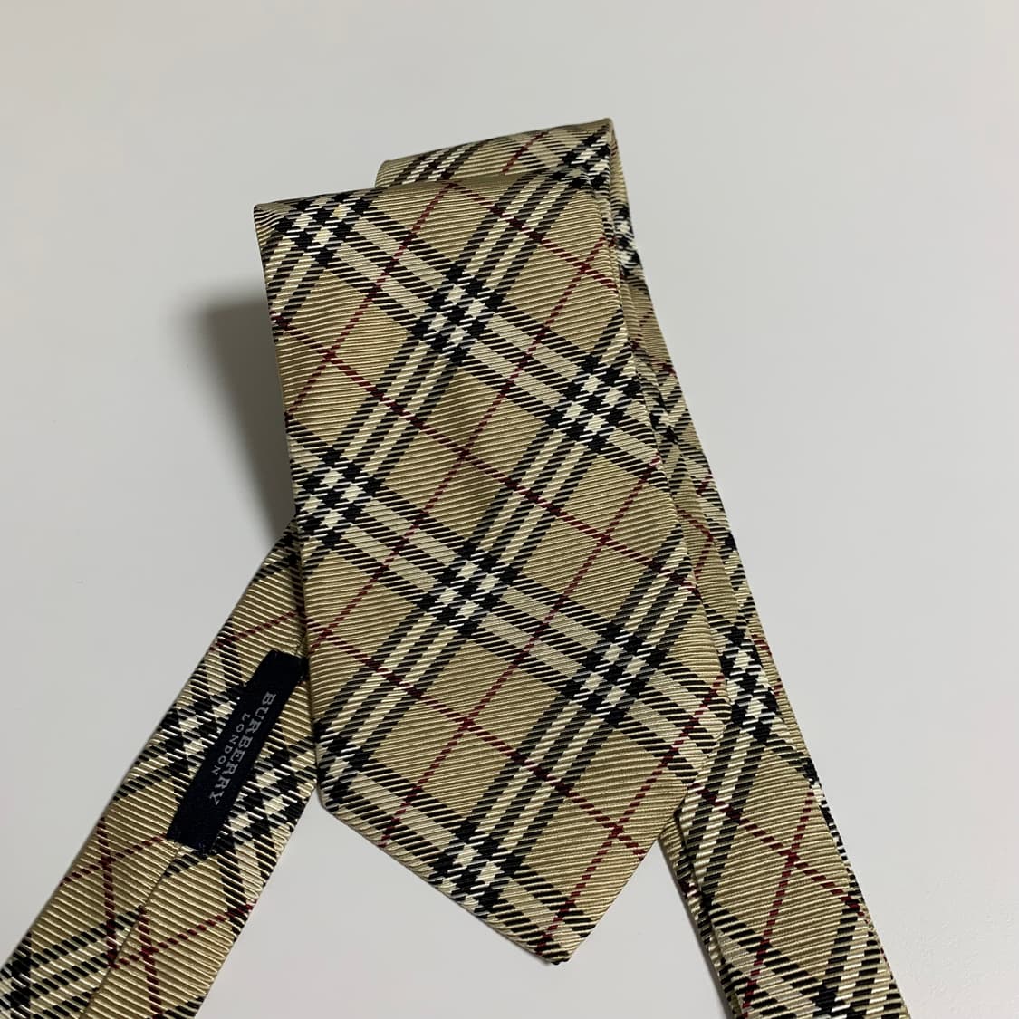 버버리(BURBERRY) 노바체크넥타이 명품 A+등급 신형라벨 상품이미지9