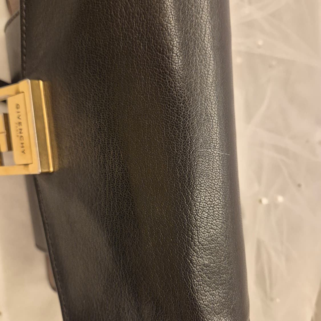 지방시 블랙 레더 GV3 체인 크로스백 상품이미지6