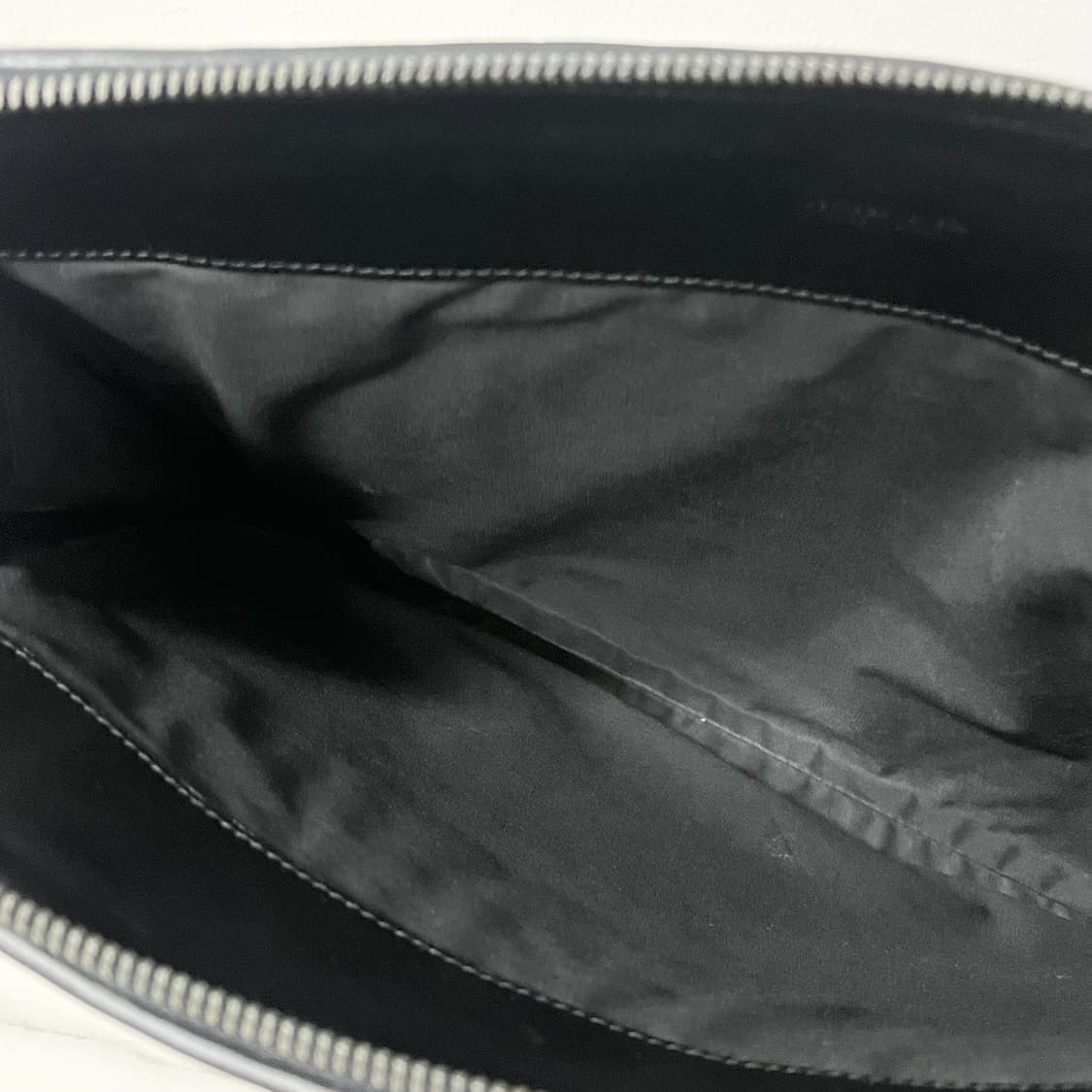 보테가베네타 지퍼 클러치 백 블랙 상품이미지9