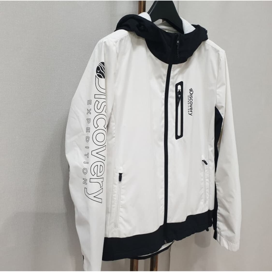 디스커버리 바람막이 자켓 (여성90) 상품이미지2