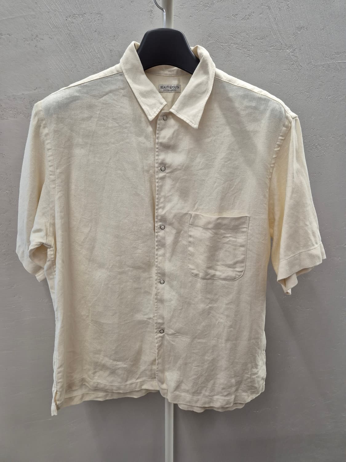 뷰티엔유스 반팔카라셔츠 M 상품이미지2