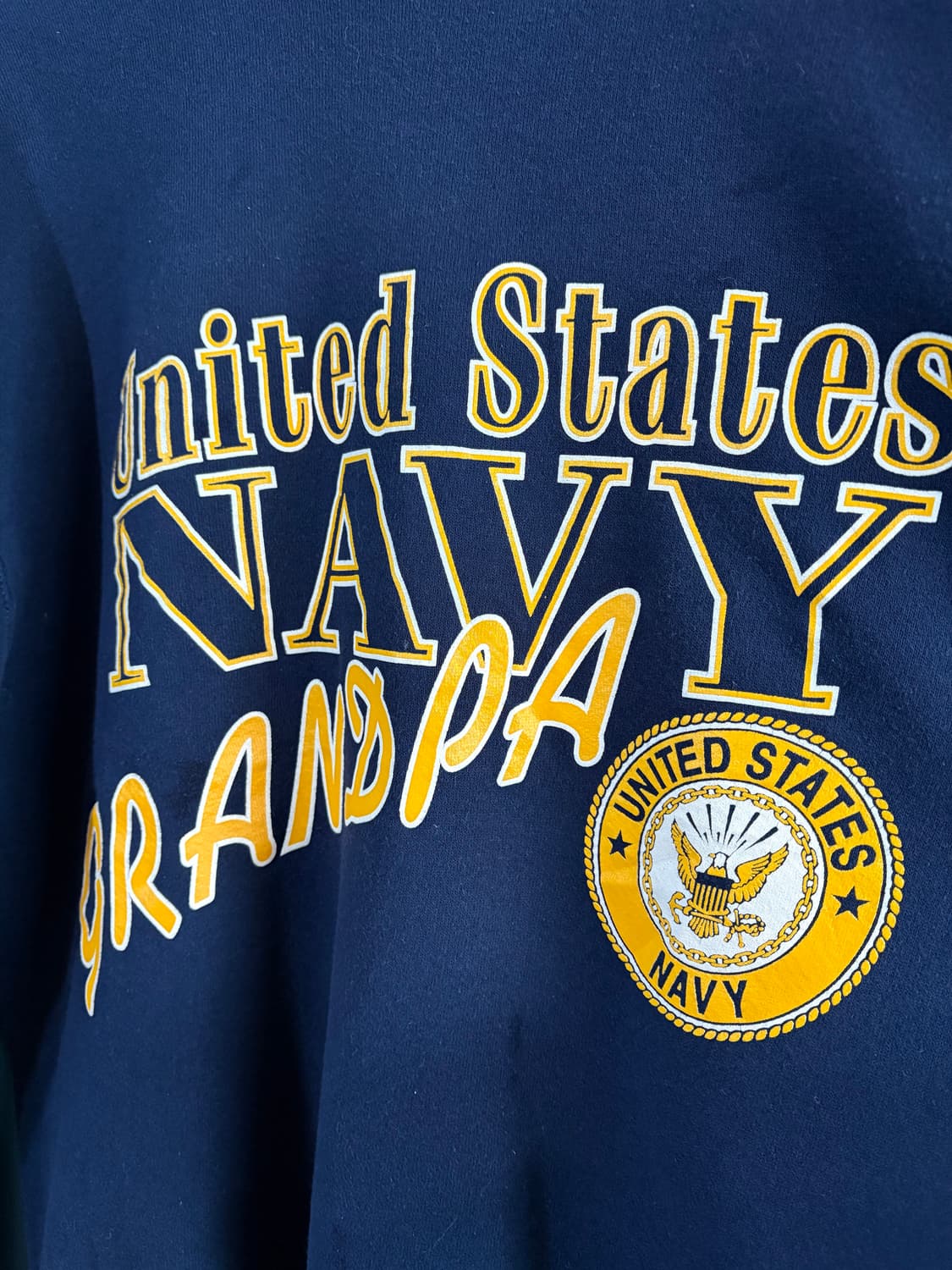 90's U.S Navy Soffee Sweatshirt. 상품이미지7