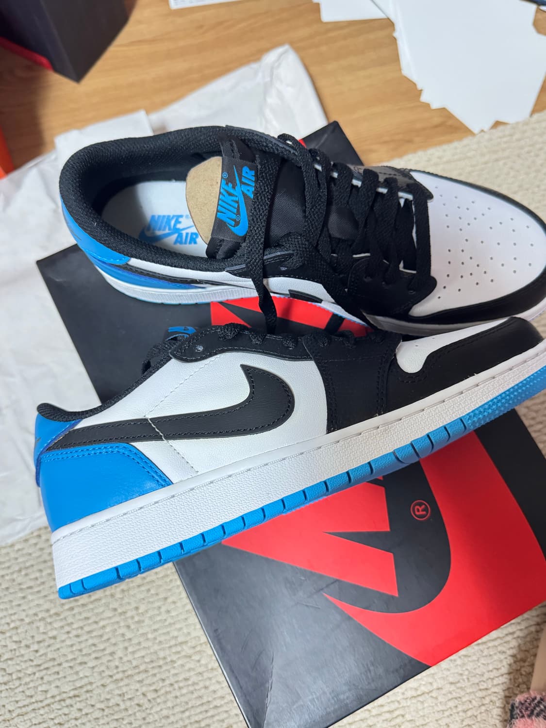 (GS) 조던 1 레트로 로우 OG 블랙 앤 다크 파우더 블루 250mm 상품이미지2