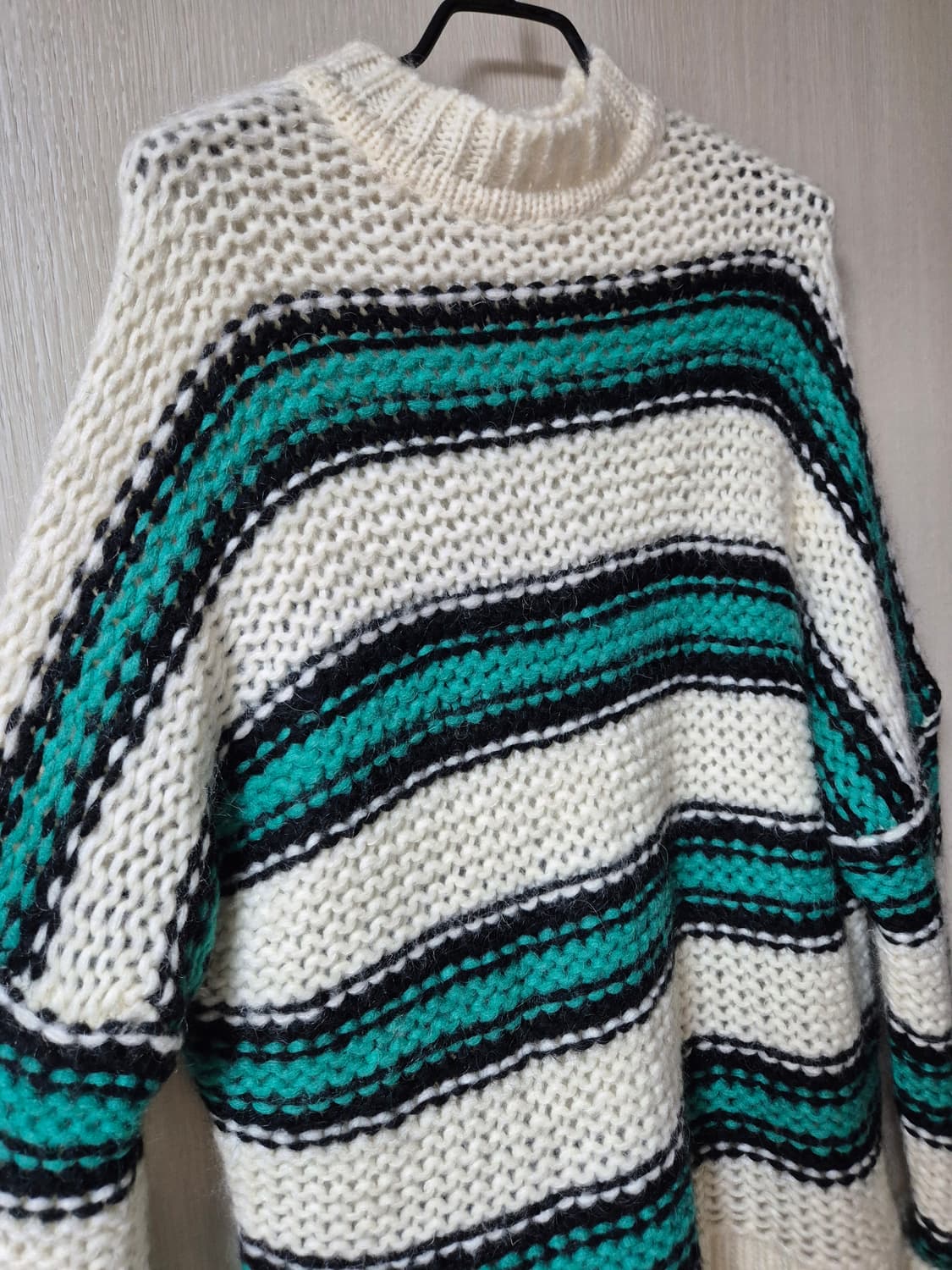 마쥬  모헤어 스프라이트 니트 스웨터  1 상품이미지2