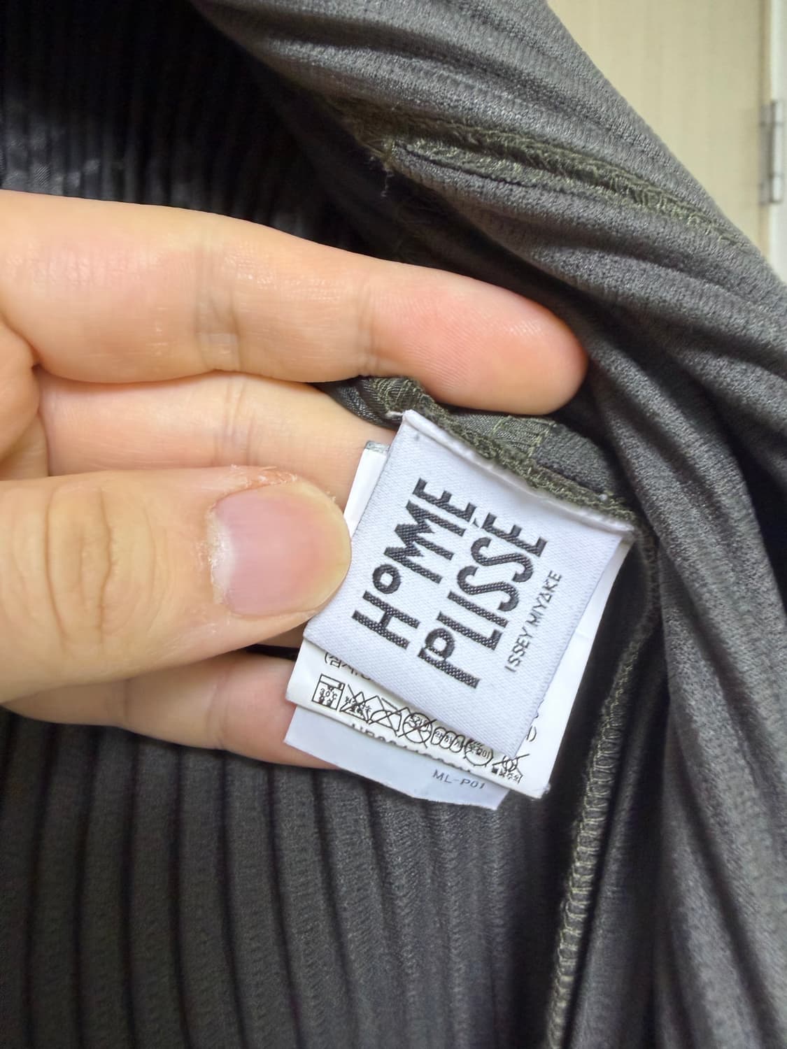 [3] 옴므플리세 플리츠 하이넥 자켓 상품이미지2