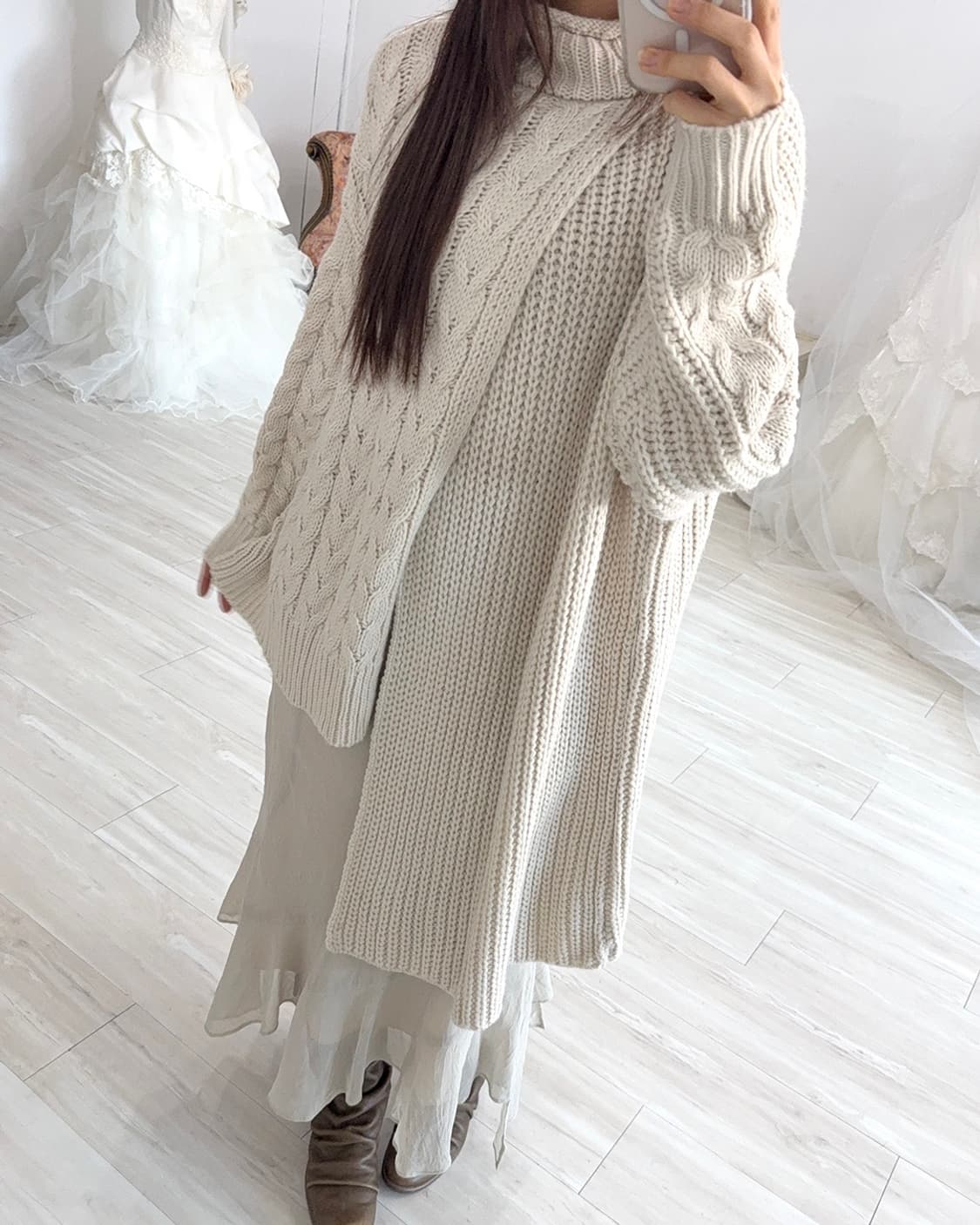 Cosy Mute oatmeal unique knit top 상품이미지3