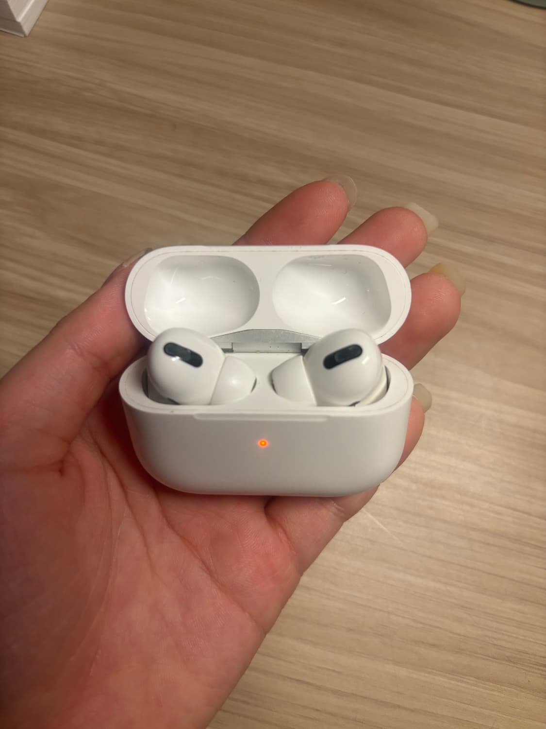 에어팟 프로 1세대 상품이미지1