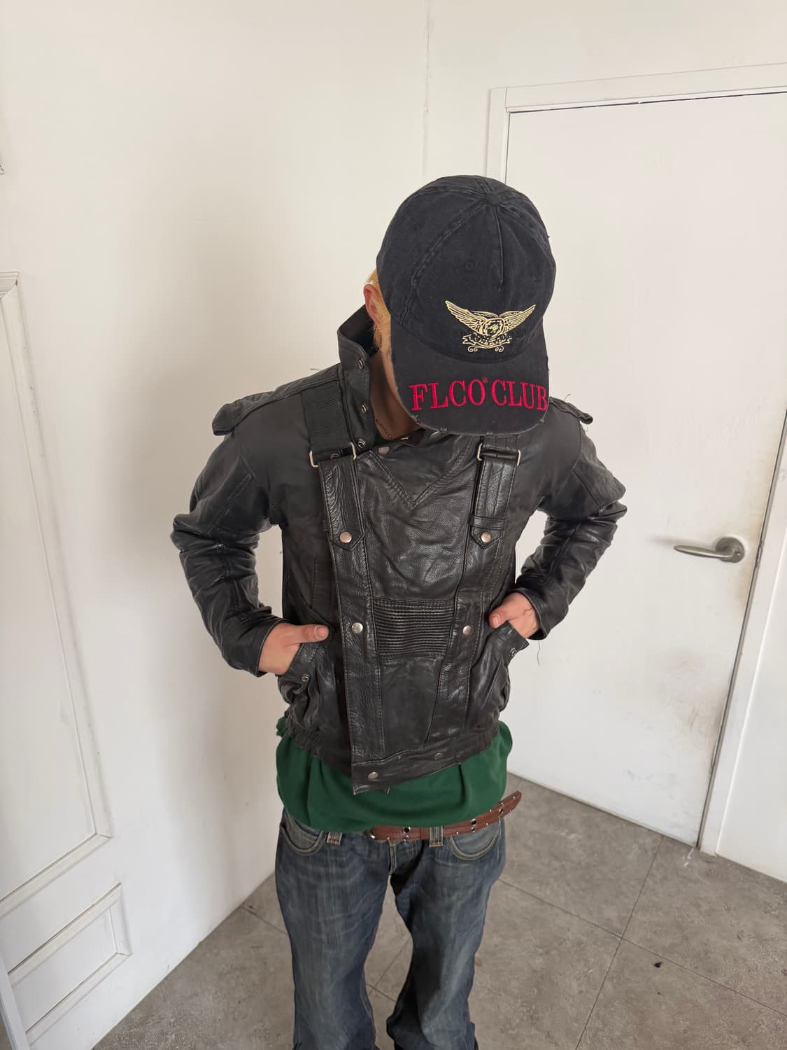 하네스 디테일 바이커 레더 자켓 상품이미지4