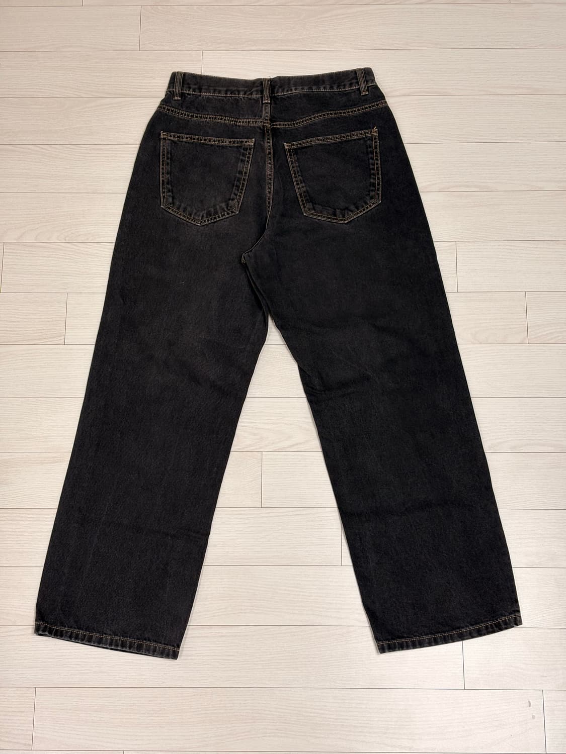 에잇세컨즈 흑청 데님 와이드 일자 팬츠(78) 상품이미지3