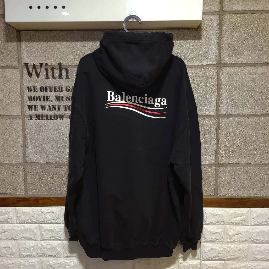 발렌시아가 웨이브로고 후드티 M 상품이미지2