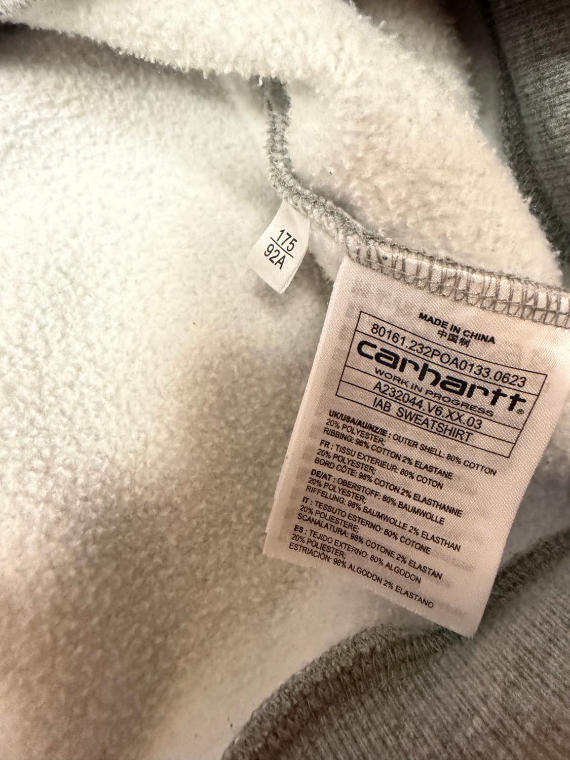 칼하트 아이앱 콜라보 맨투맨 상품이미지6