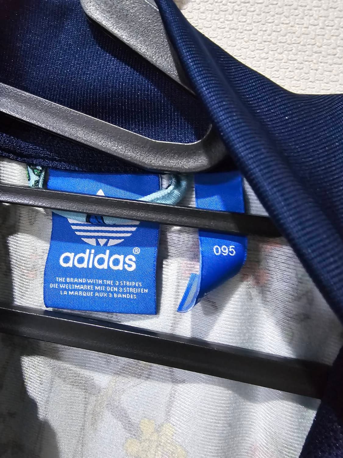 아디다스 대장급 플라워 트랙탑 져지집업 95 / M 상품이미지4