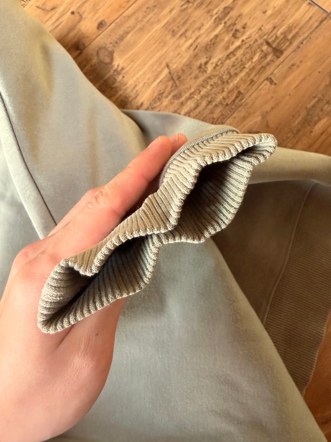 아더에러 스웻셔츠 상품이미지6