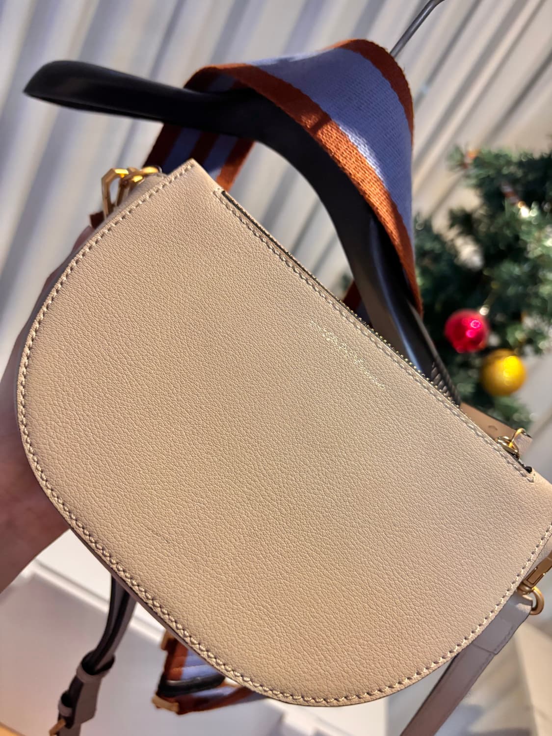 오야니 ORYANY 로티 새들 소가죽 크로스백 상품이미지4