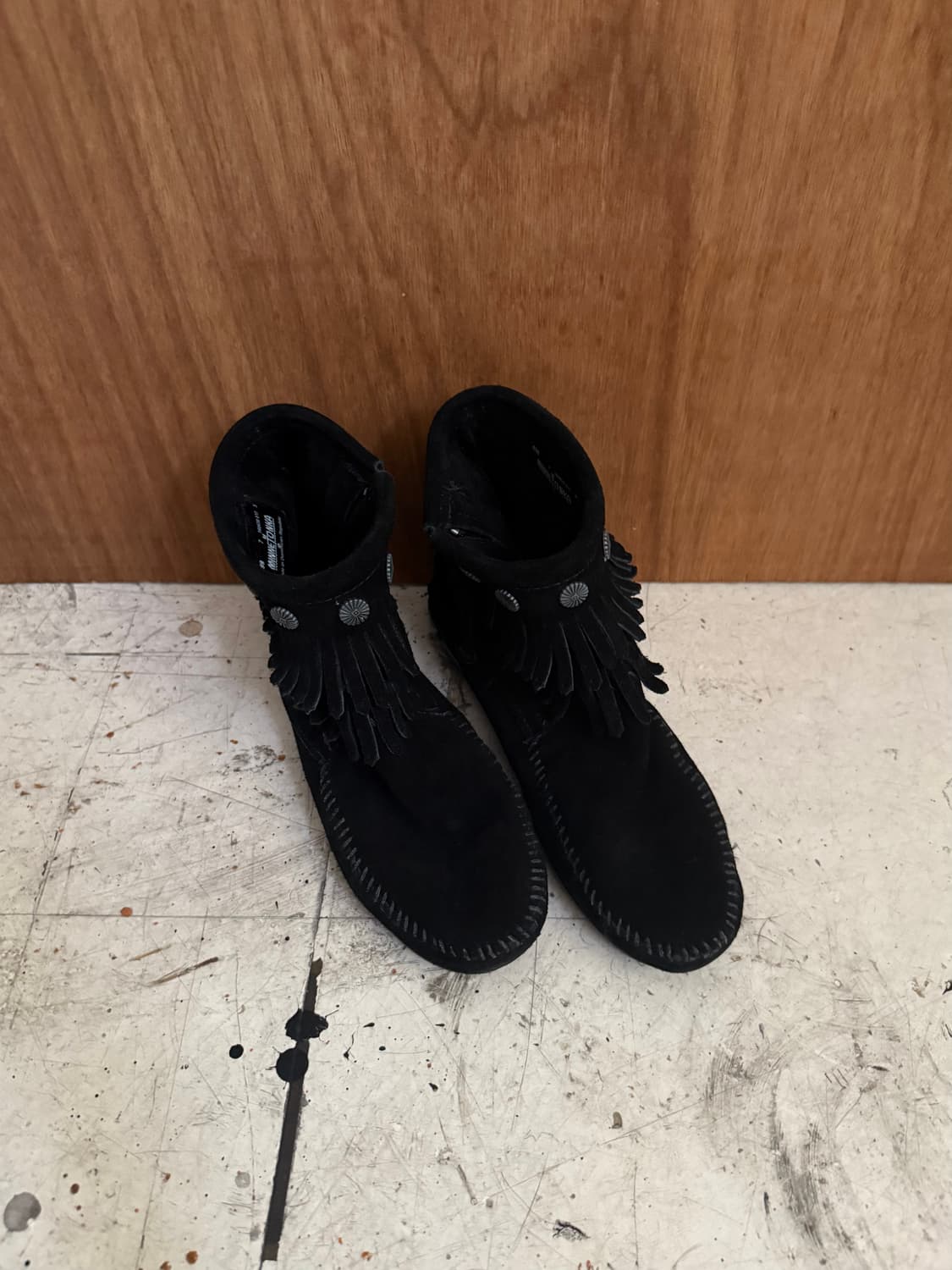 MINNETONKA  fringe suede boots 상품이미지3