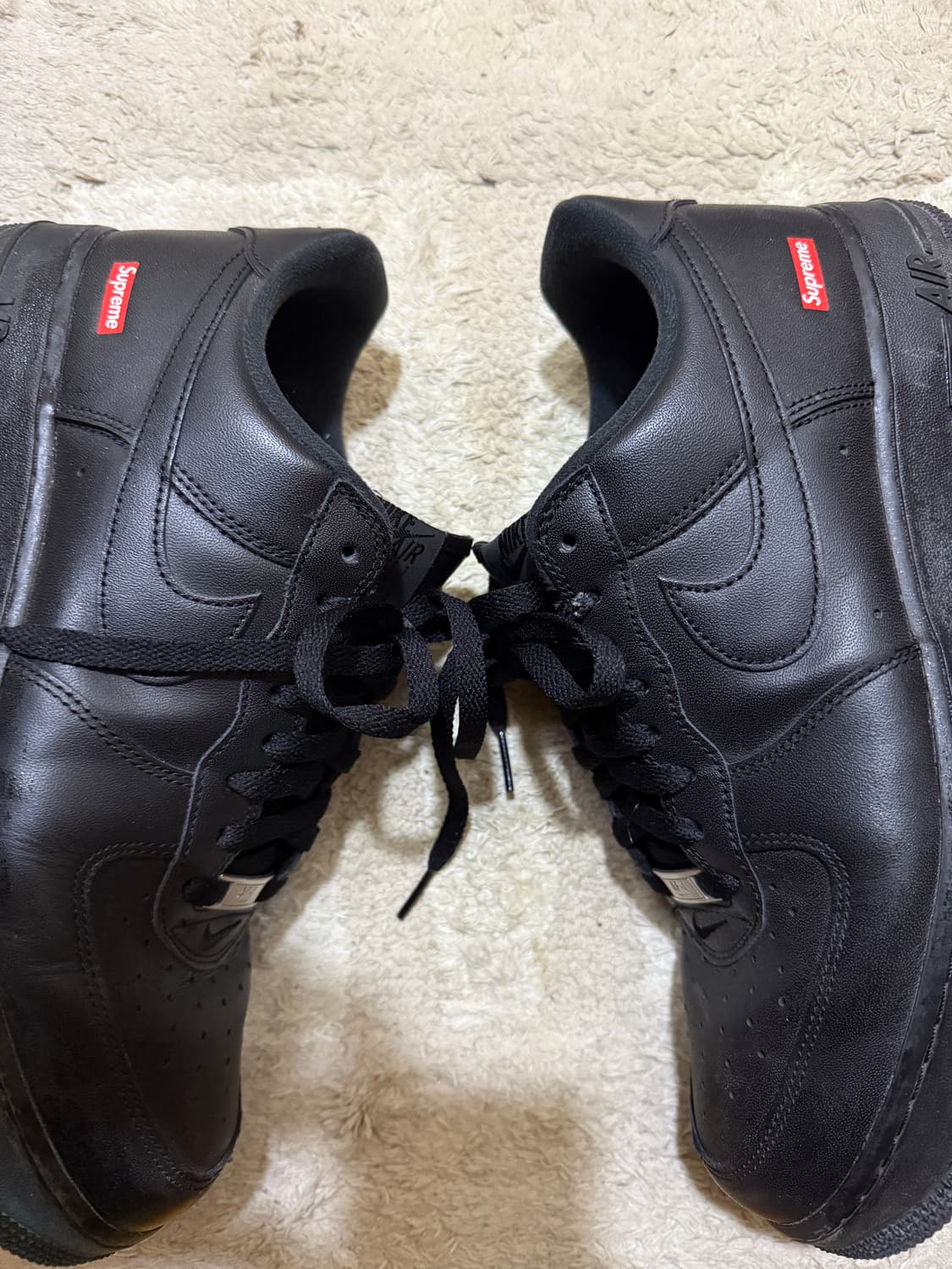 나이키 x 슈프림 에어포스 1 로우 블랙 상품이미지3