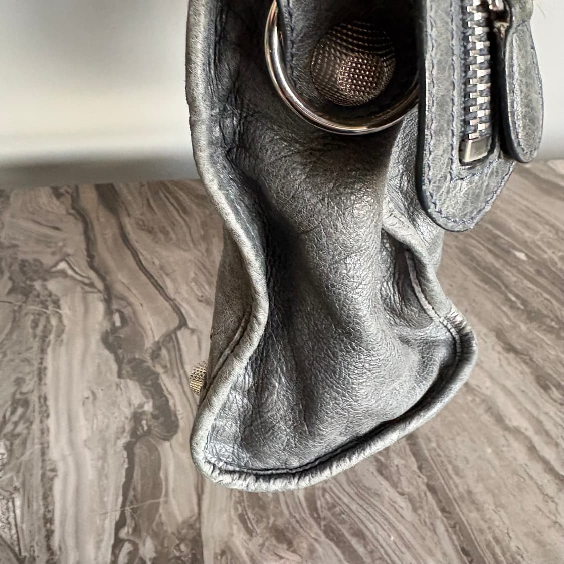 발렌시아가 모터백 다크 그린 상품이미지5