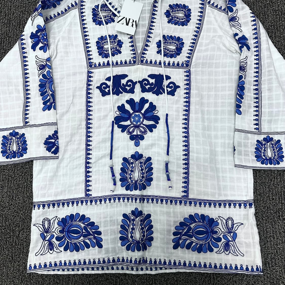 [새상품] ZARA 자라 여성 자수 원피스 화이트 M 상품이미지4