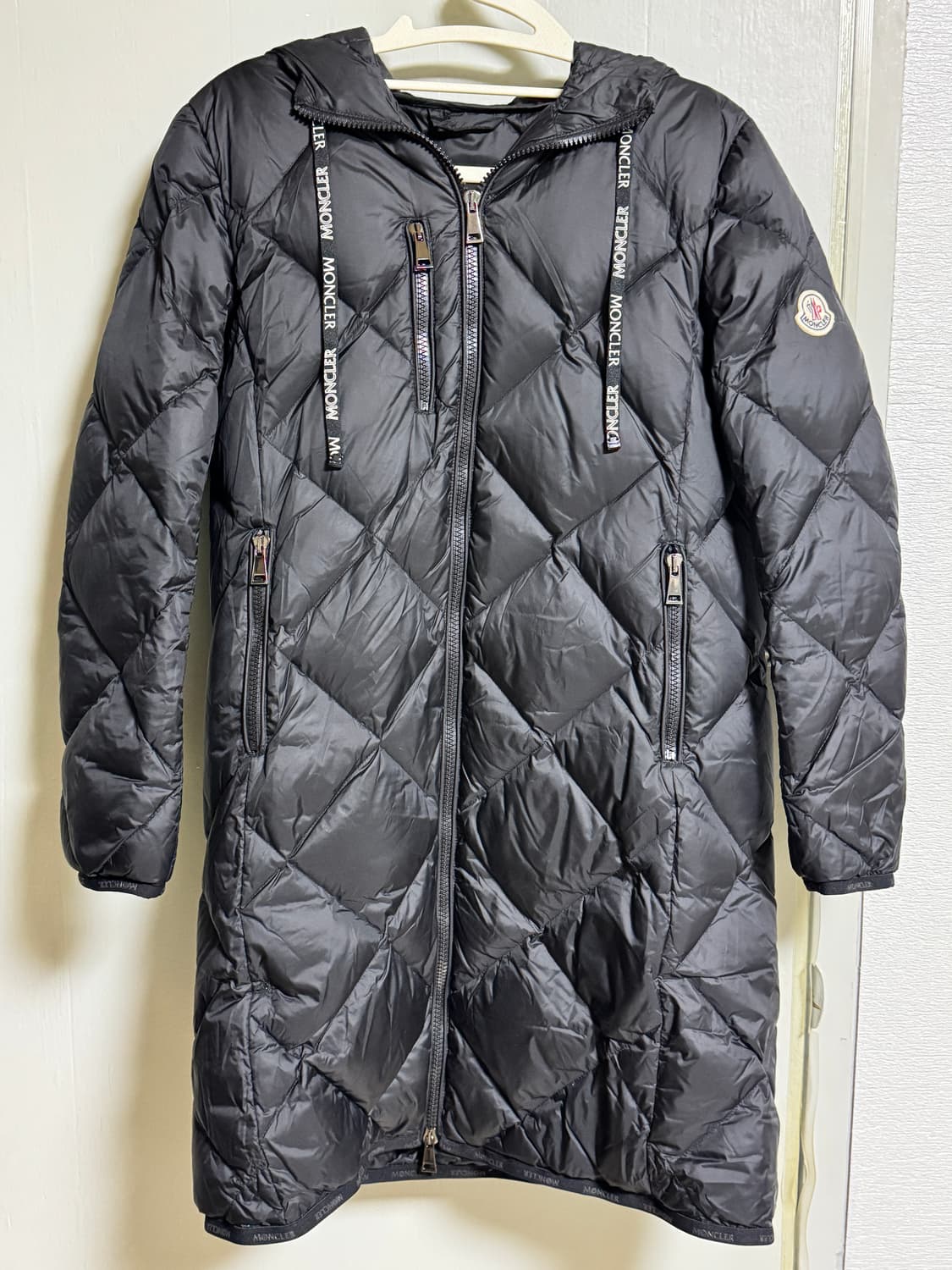 몽클레어 여성 경량 롱패딩 블랙 상품이미지1