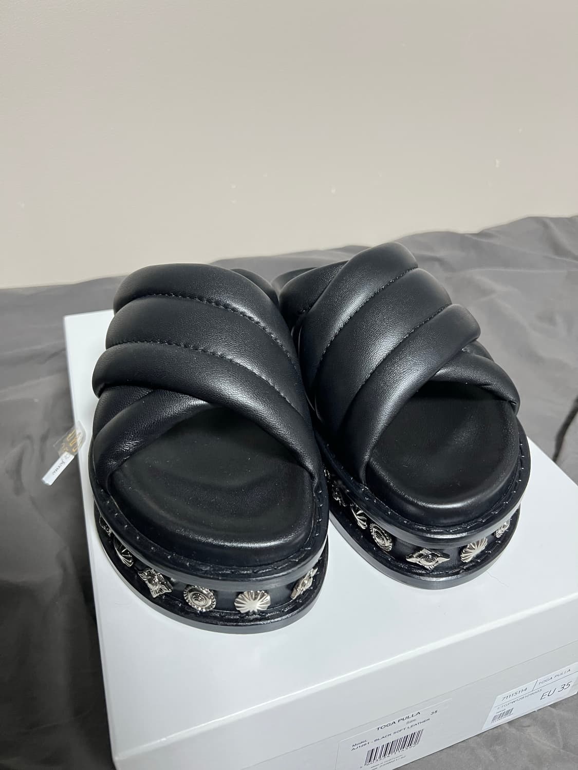 (35) 토가 레더 샌들 블랙 새상품 상품이미지6