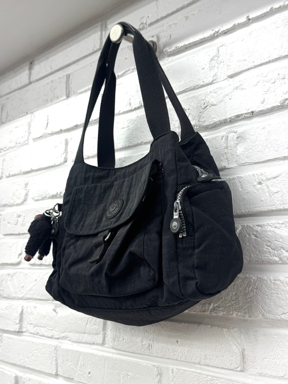 키플링 블랙 숄더백 상품이미지4