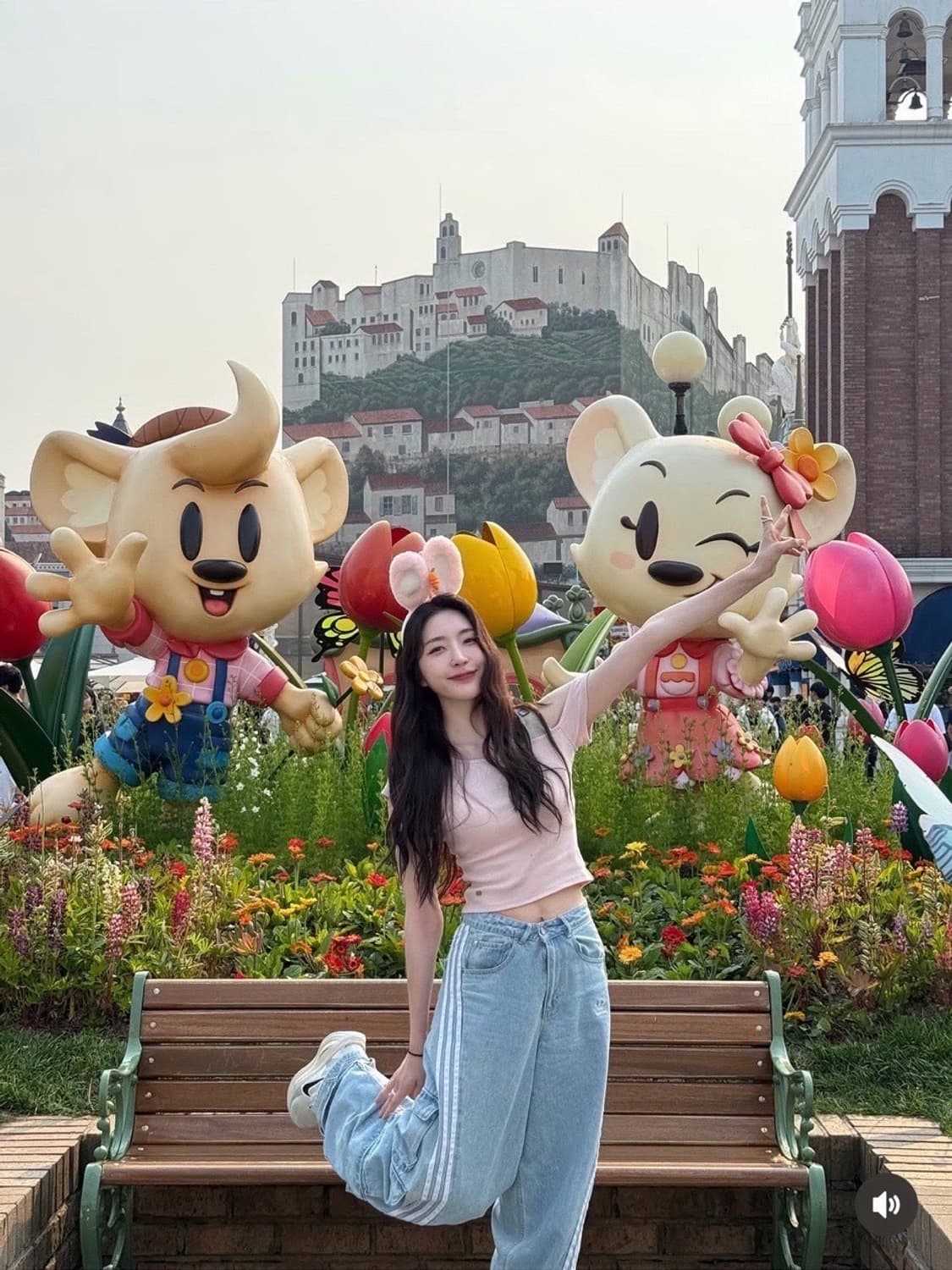 홍영기 키시닝 오프숄더 반팔 티셔츠 상품이미지3