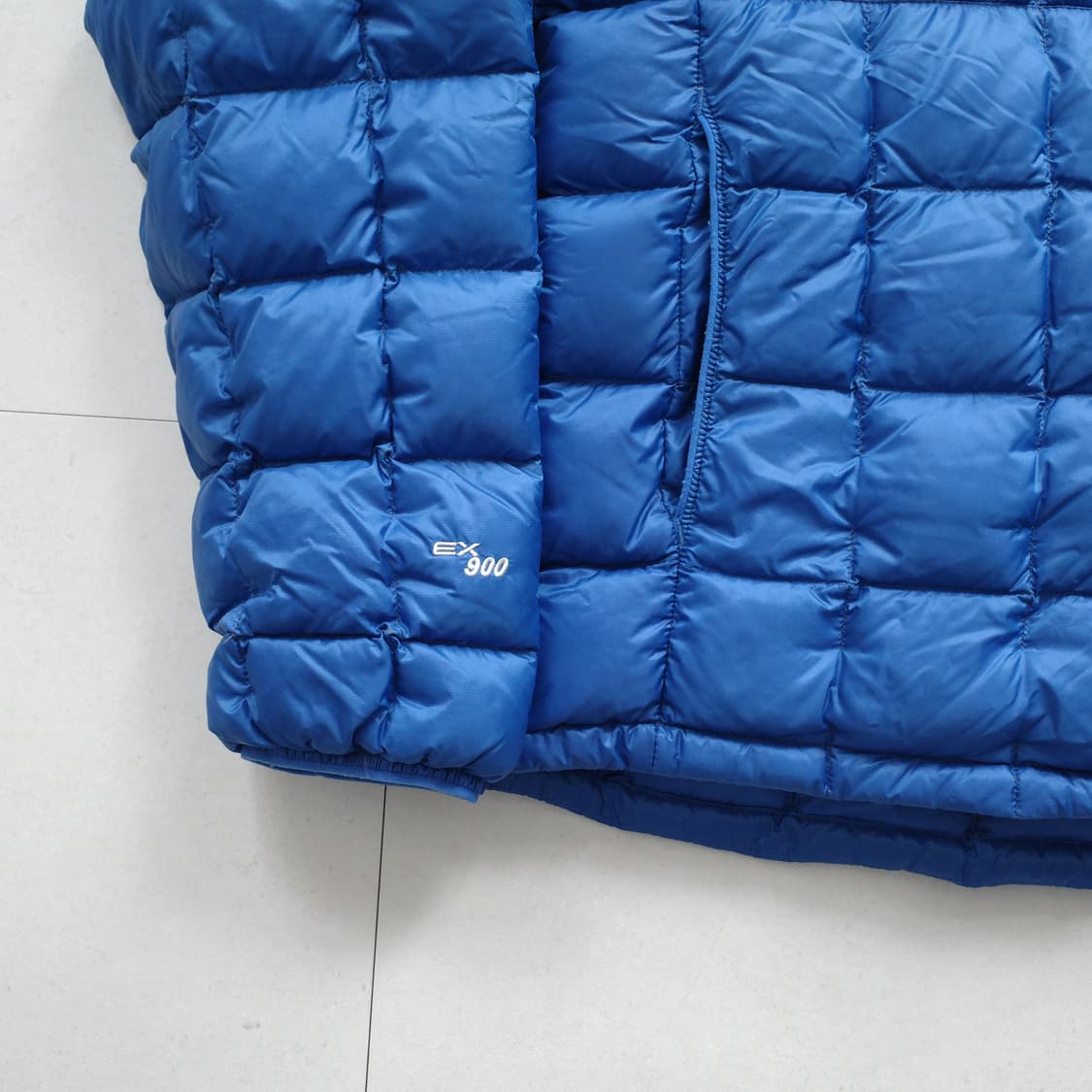 몽벨 EX900 경량 다운 아노락 블루 XL 상품이미지3