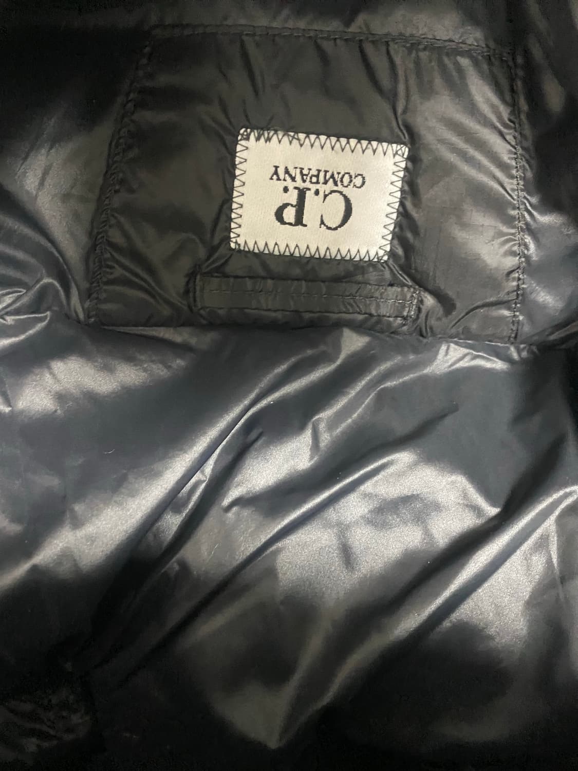 정품 cp컴퍼니 dd쉘 패딩 50 상품이미지4