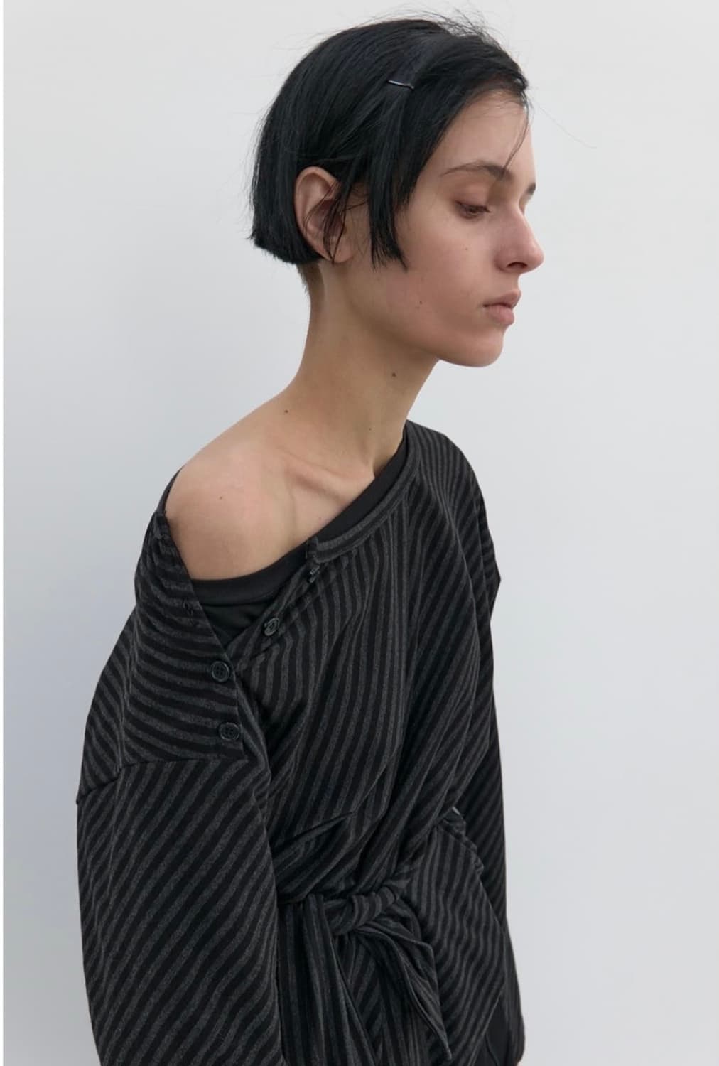 낫띵에브리띵 스트라이프 탑 상품이미지1