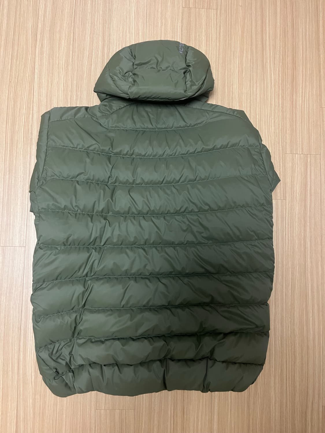 아크테릭스 토륨 후디 XL 올리브 팝니다 상품이미지2