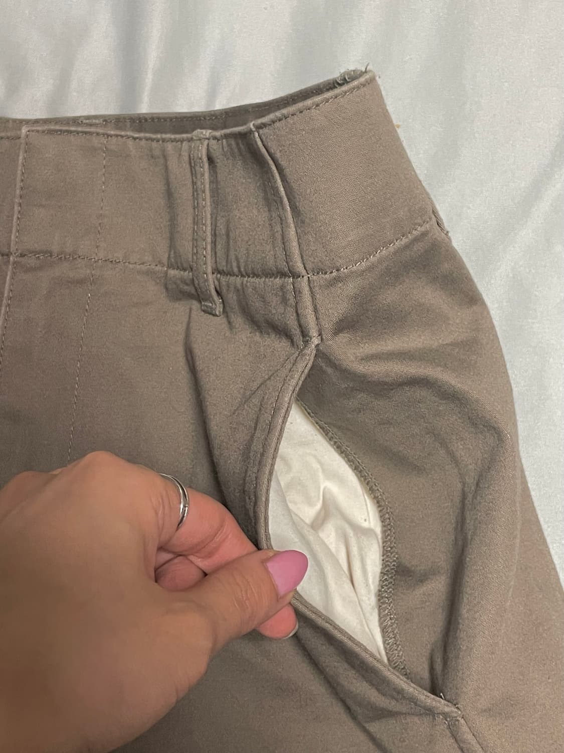 유니클로 코튼 하이웨이스트 커브드 팬츠 상품이미지6