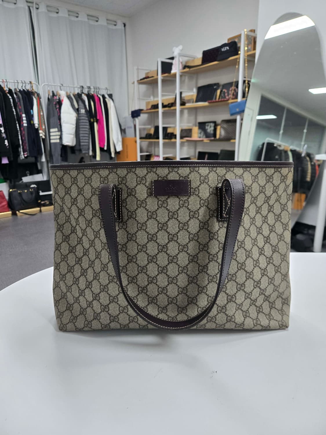 [A급컨디션] 구찌 시그니처 자가드 토트백 상품이미지1