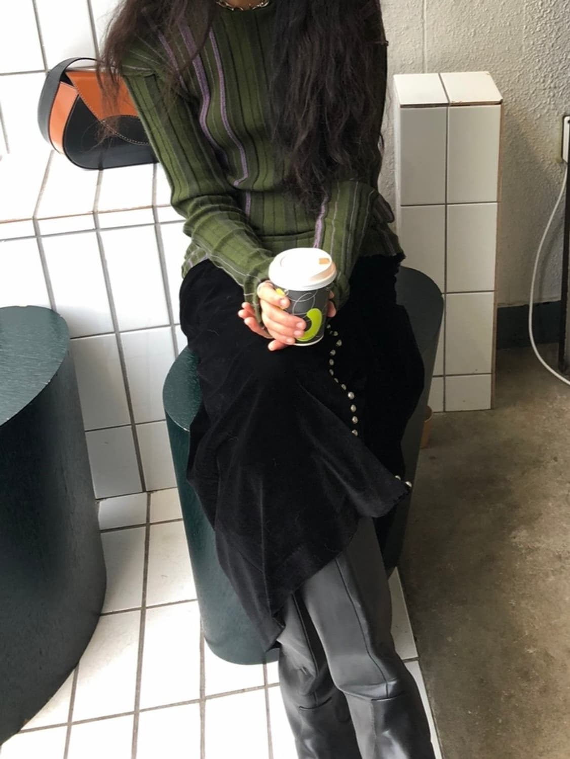 카이 벨벳 블랙 슬릿 롱 스커트 상품이미지7