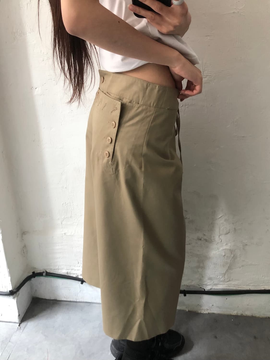Miu Miu 미우미우 베이지 아일렛 버튼 팬츠 상품이미지3