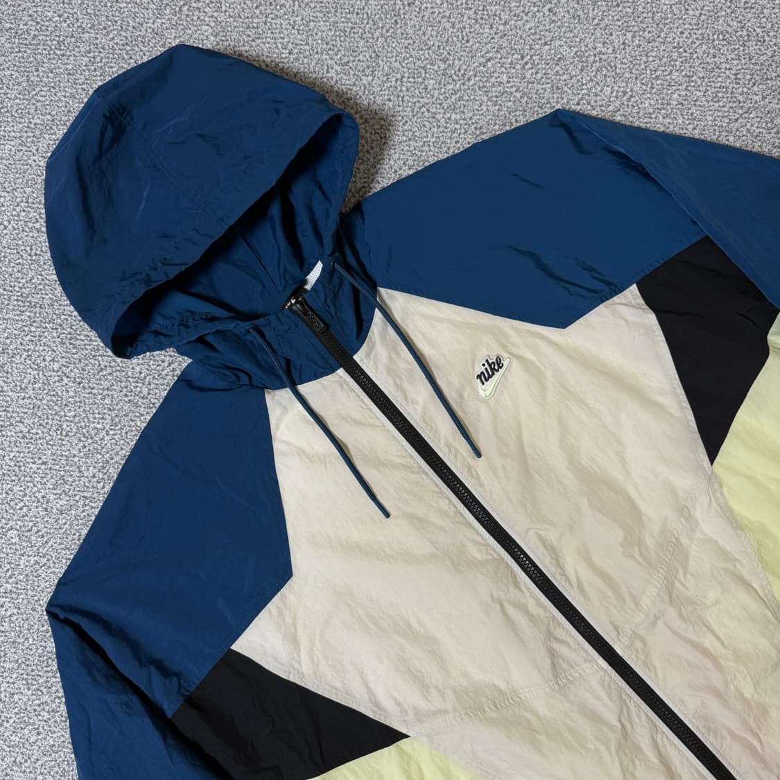 [정가 13만원] 나이키 헤리티지 윈드러너 바람막이 L 상품이미지4