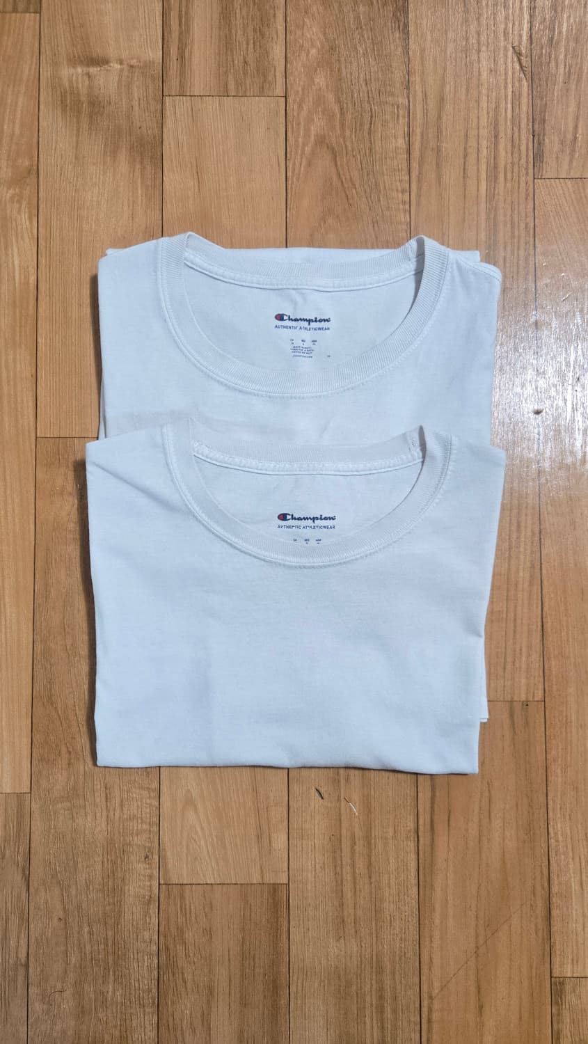 챔피언 자수 로고 화이트 반팔 티셔츠 상품이미지1