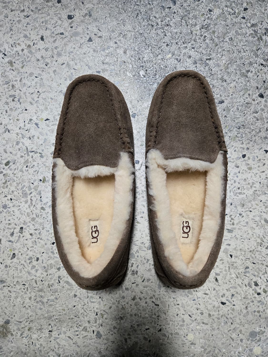 어그 UGG 1106878 ESP 앤슬리 에스프레소 모카신 플랫슈즈 상품이미지3