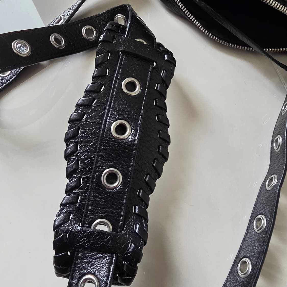 발렌시아가 르카골 크로스 바디백 판매합니다 상품이미지6